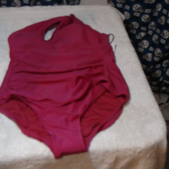 Shade & Shore Women's One Shoulder Twist Cut-out One Piece Swimsuit Purple M L - Picture 2 of 16